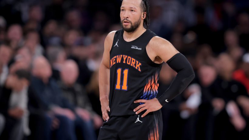 Jalen Brunson iso during a stoppage in play in a playoff contest versus the Hawks.