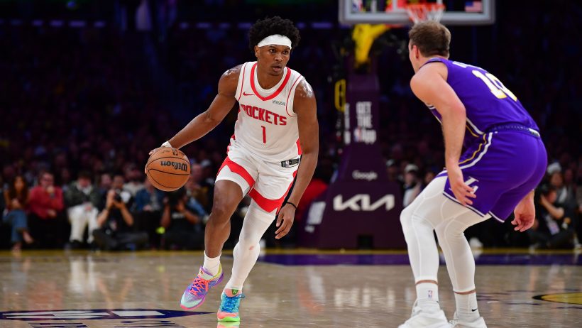 Amen Thompson goes against the Lakers