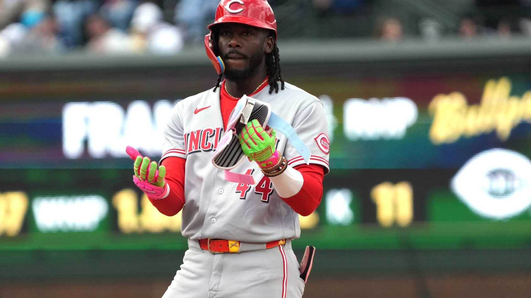 Elly de la Cruz reacts on 2nd base after a double versus the Cubs.