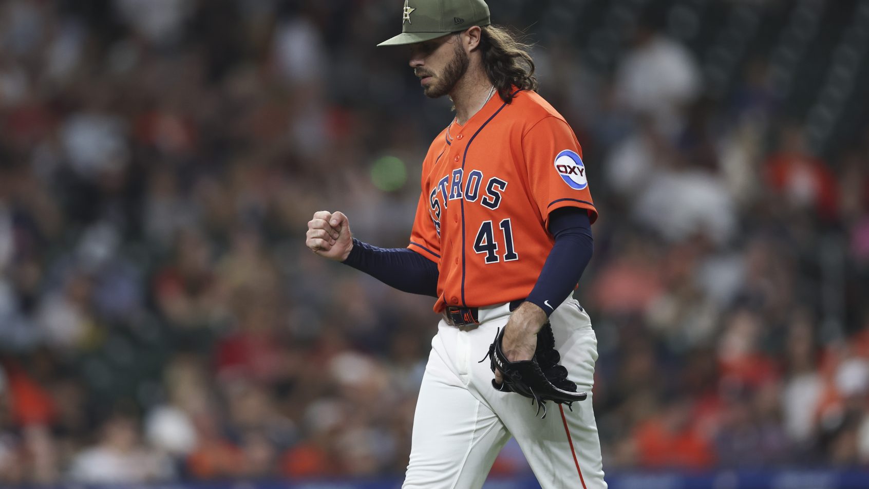 Spencer Arrighetti fist pump