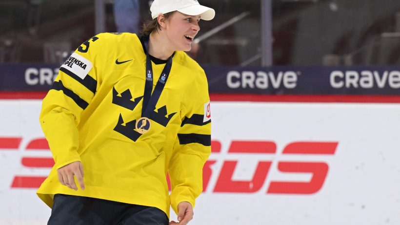 Sweden forward Ivar Stenberg smiling