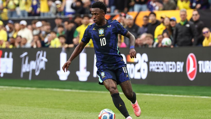 Vinicius Junior playing with Brazil