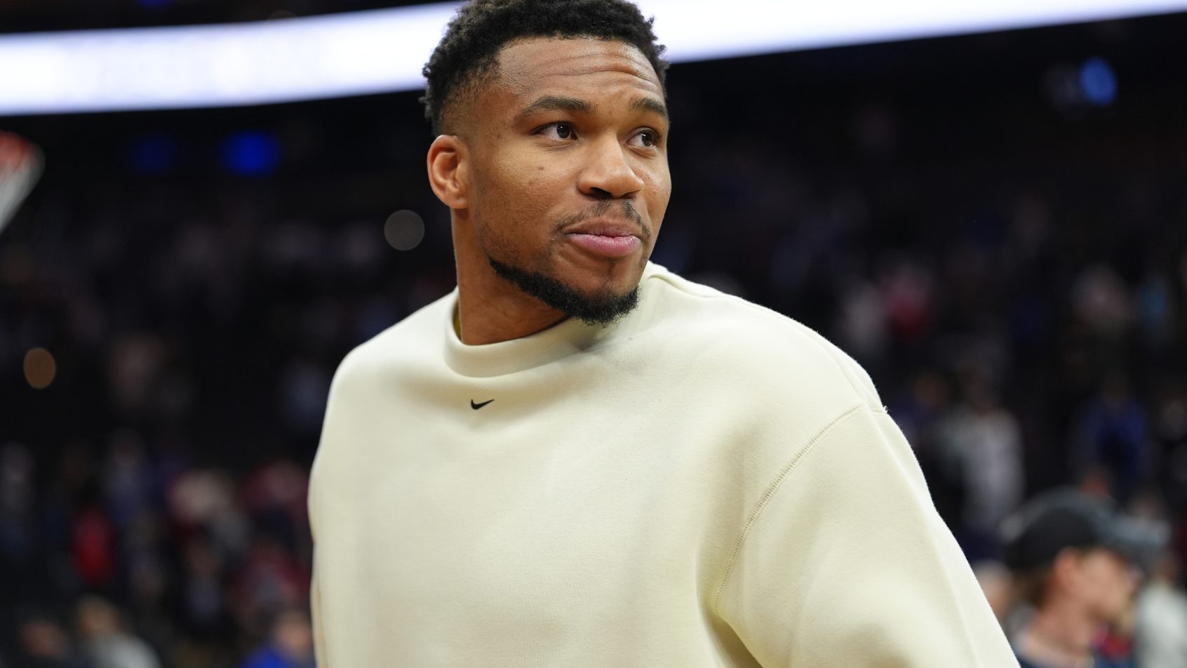 Giannis Antetokounmpo sits out a Bucks game vs the 76ers.