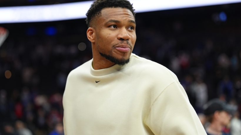 Giannis Antetokounmpo sits out a Bucks game vs the 76ers.