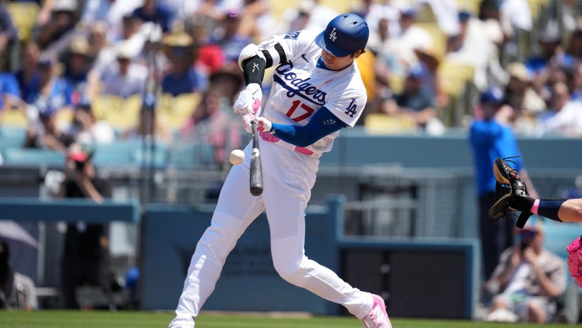 Shohei Ohtani hitting for Los Angeles Dodgers.