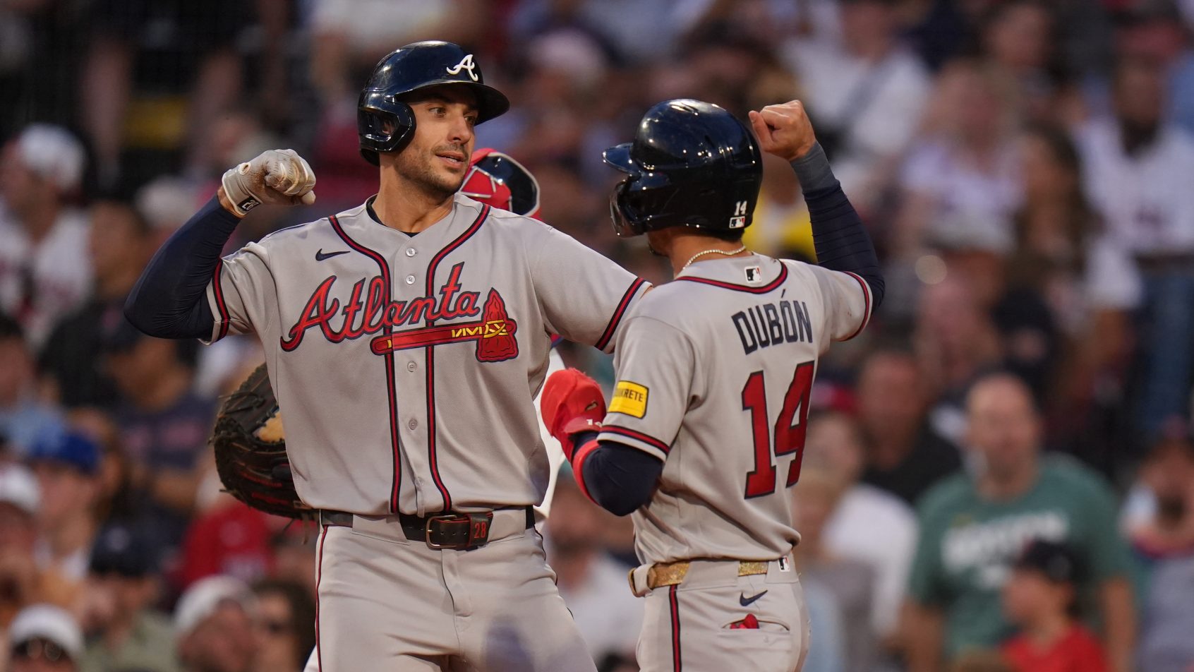 Matt Olson celebrates a home run with his Atlanta teammate.