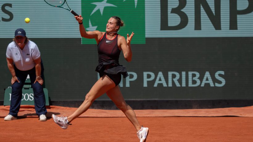 Aryna Sabalenka hitting a forehand in Roland Garros