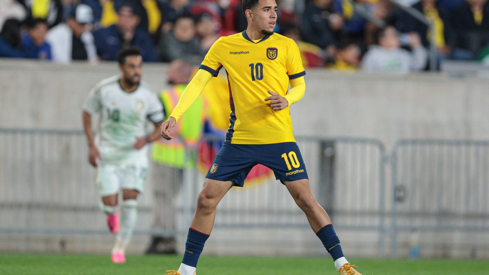 Kendry Paez playing for the Ecuador national team
