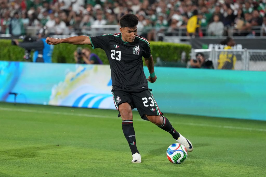 México vs Serbia: momios, picks y pronósticos para el amistoso