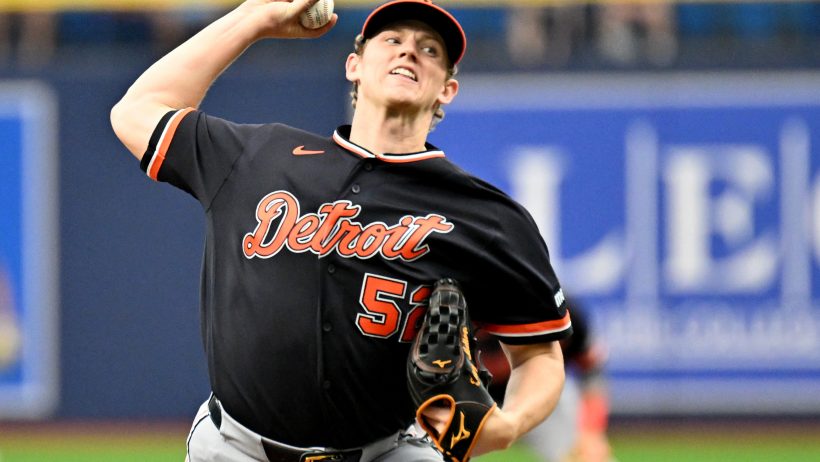 Troy Melton pitching