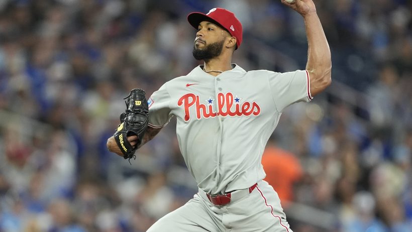 Cristopher Sanchez delivers a pitch versus the Blue Jays.