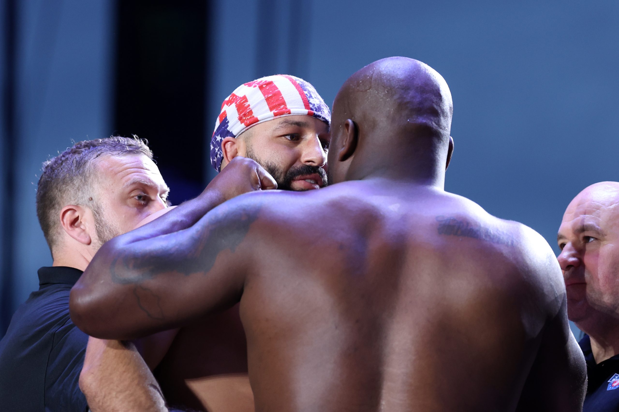 Hokit vs. Lewis Prediction & Odds for UFC White House Card