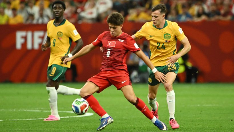 ARDA-GULER-DERROTA-TURQUIA-PARA-AUSTRALIA-COPA-DO-MUNDO