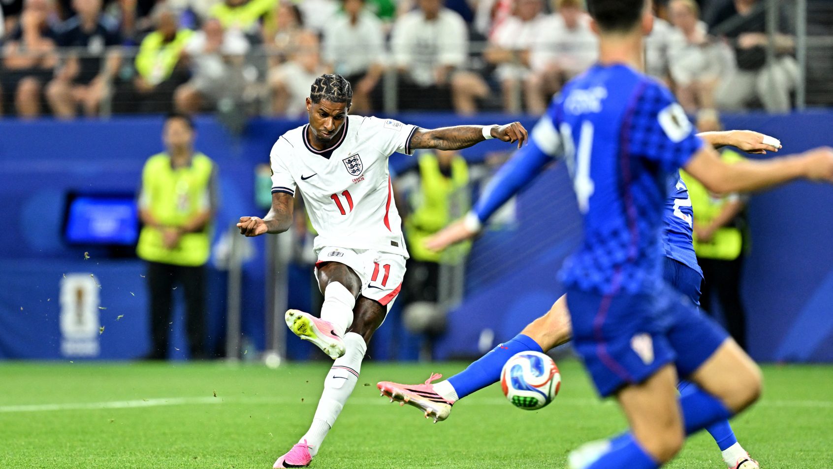 Marcus Rashford scores a World Cup goal vs Croatia.