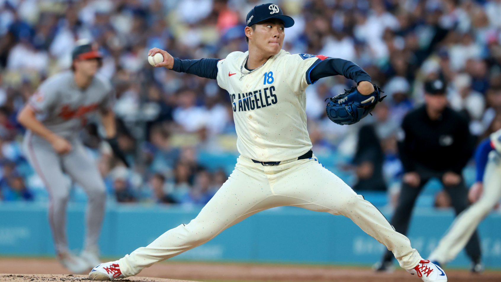 Yoshinobu Yamamoto pitching for the Dodgers in the 2026 MLB season.