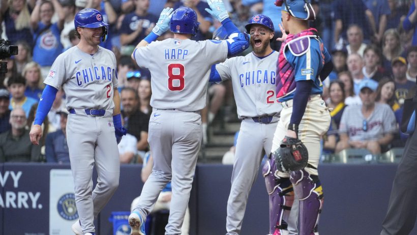 Chicago Cubs players celebrating versus the Brewers in the 2026 MLB season.