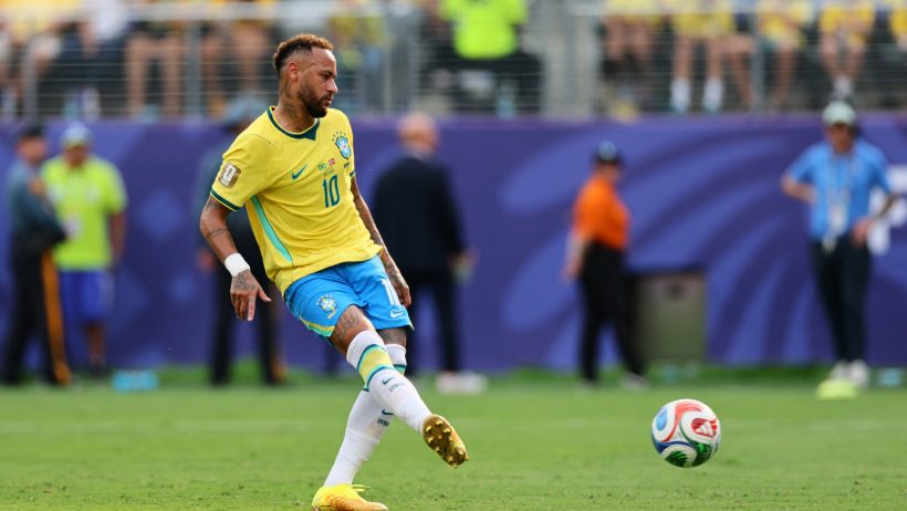 NEYMAR-JOGADOR-DO-SANTOS-ATUANDO-PELA-SELECAO-BRASILEIRA-COPA-DO-MUNDO