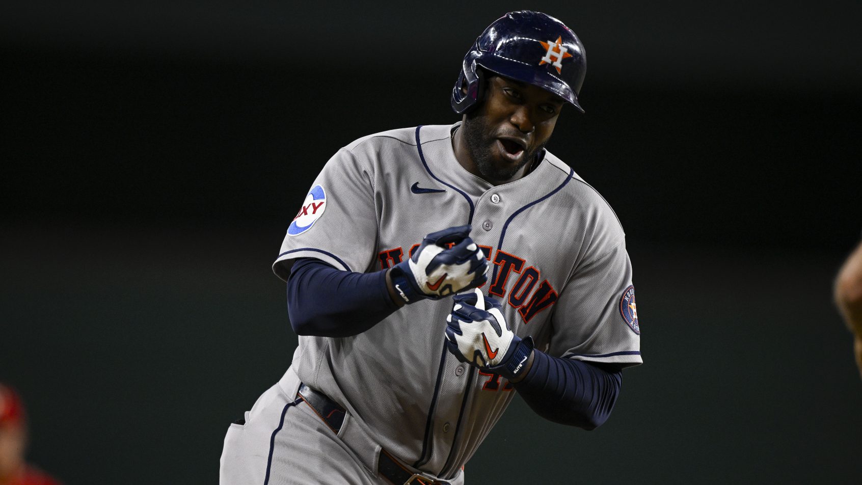 Yordan Alvarez home run trot