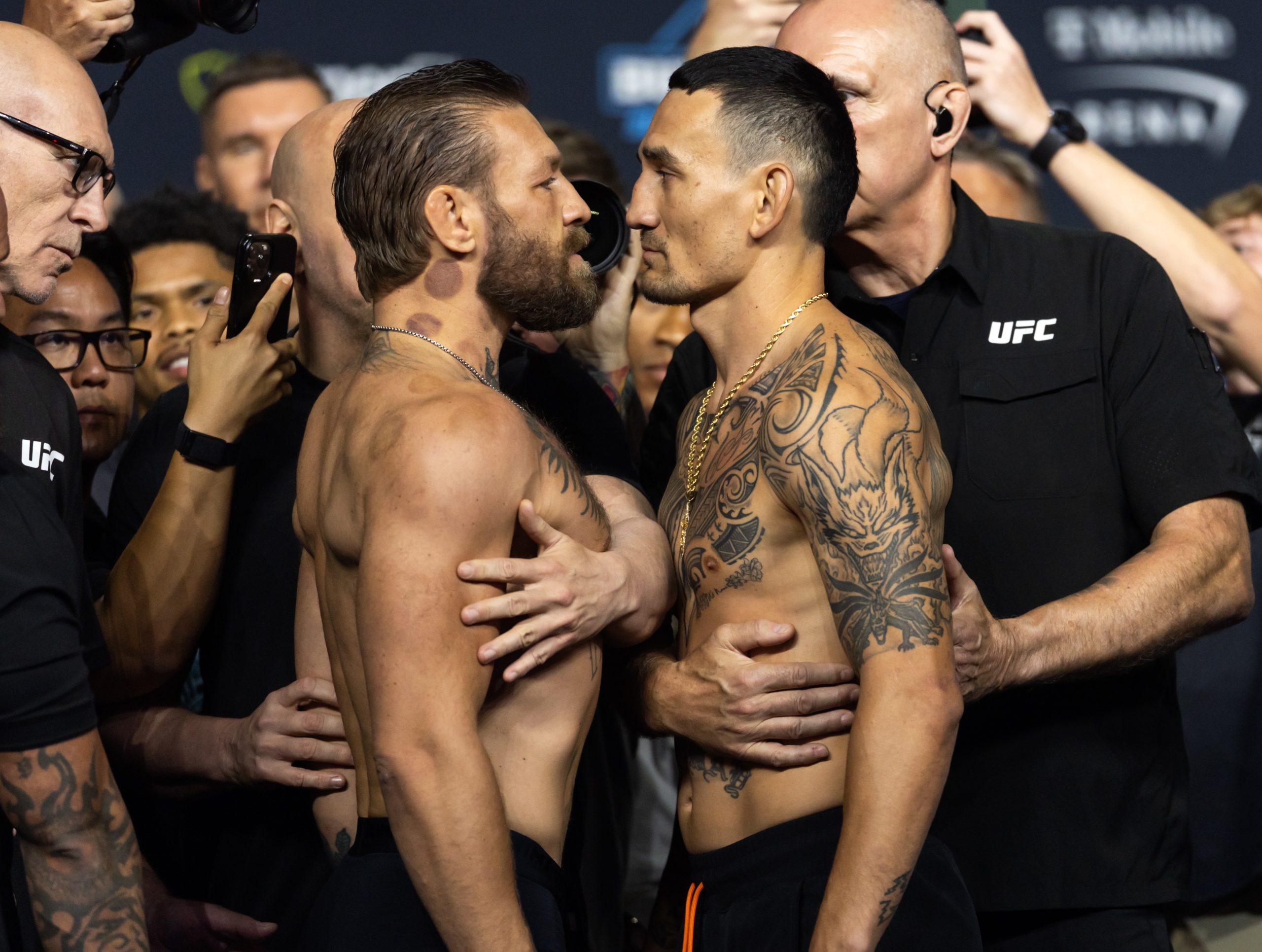 McGregor vs Holloway 2 Start Time, Closing Odds and Last-Minute Prop Prediction