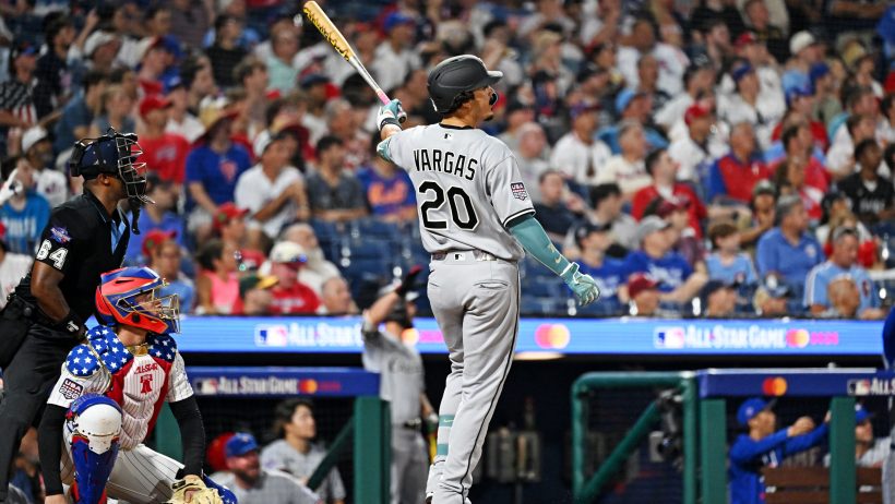 Miguel Vargas hits a home run in the All-Star Game.