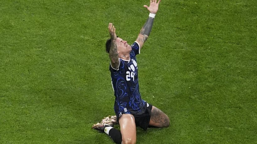 Argentina's Enzo Fernandez celebrating a win over England