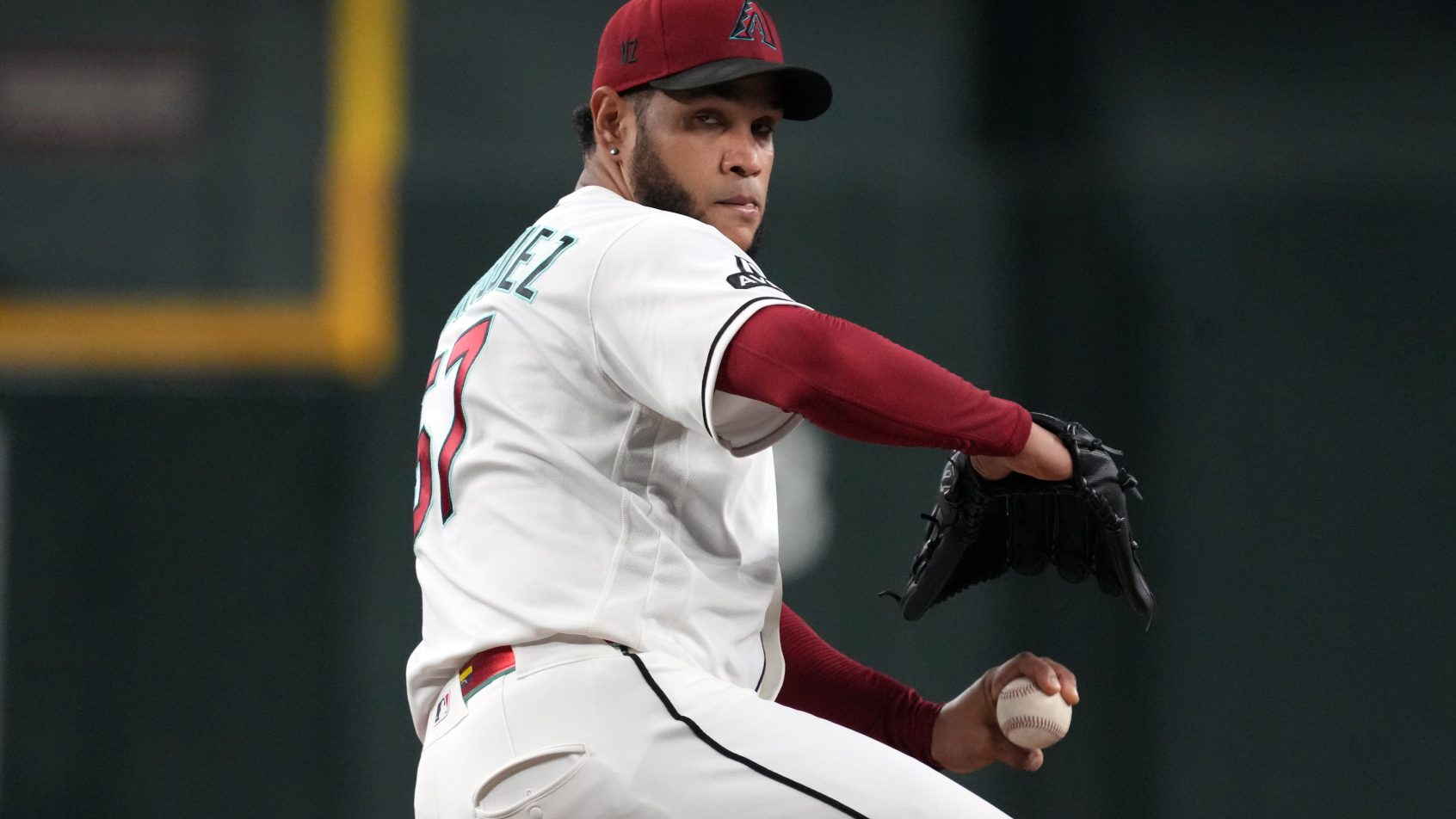 Eduardo Rodriguez delivers a pitch versus the Cardinals.