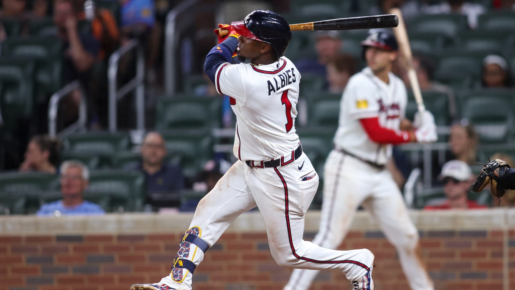 Ozzie Albies smacks an RBI single vs the Padres.