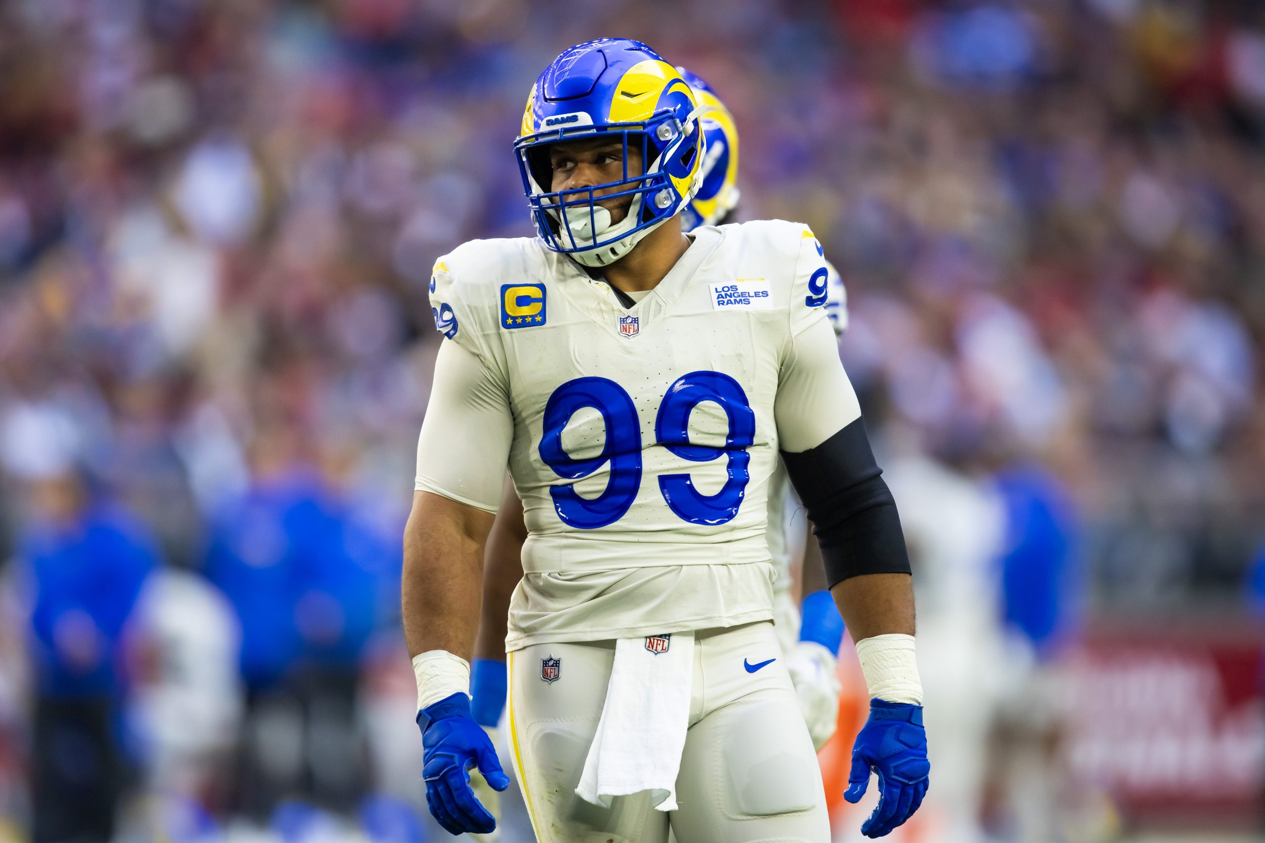 Aaron Donald Returning to Rams; See Donald's Opening DPOY Odds