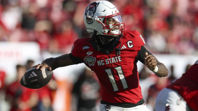 CJ Bailey launches a pass in a Bowl Game vs Memphis.