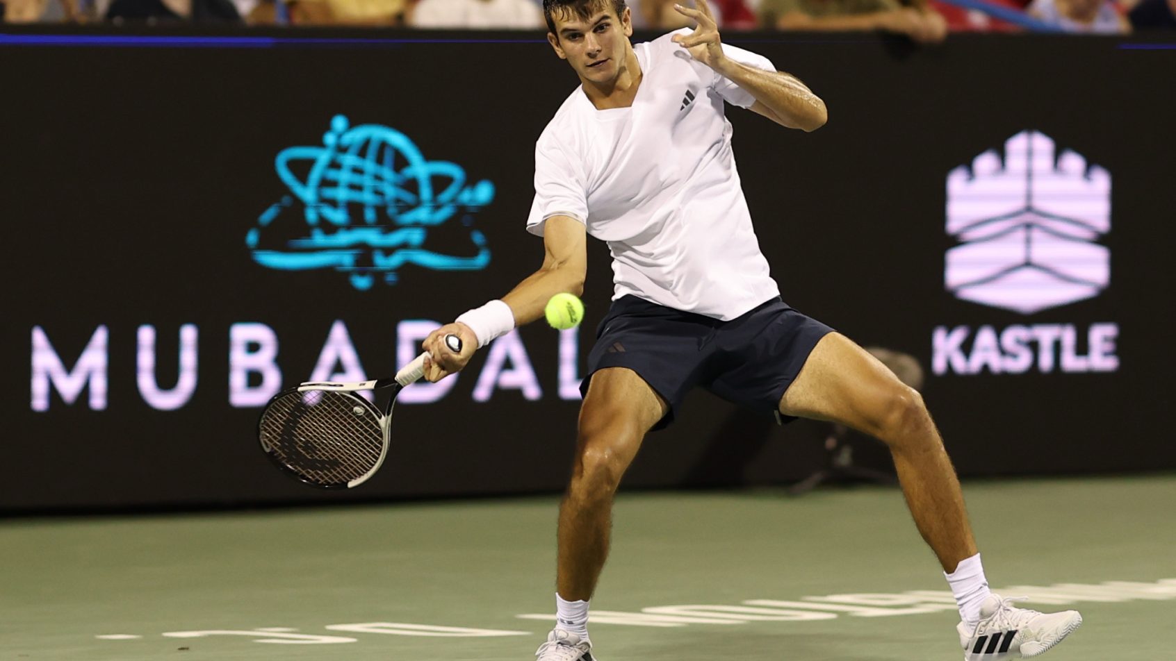 Rafael Jodar hitting a forehand