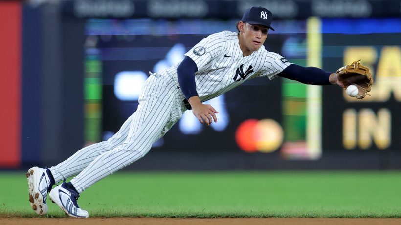 Yankees diving catch.