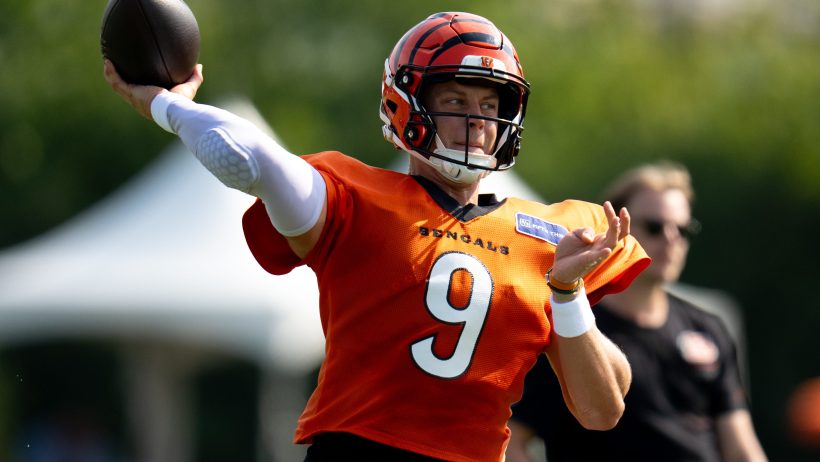 Joe Burrow delivers a pass in practice.