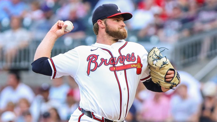 Bryce Elder delivers a pitch versus the Mets.