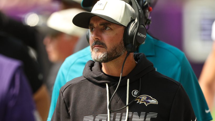 Jesse Minter on the sidelines in a preseason game vs the Vikings.