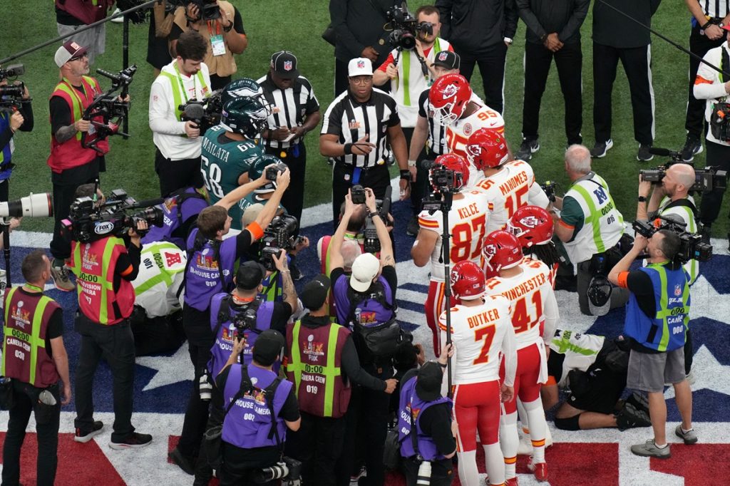 Easy Super Bowl Bets. Coin Toss.