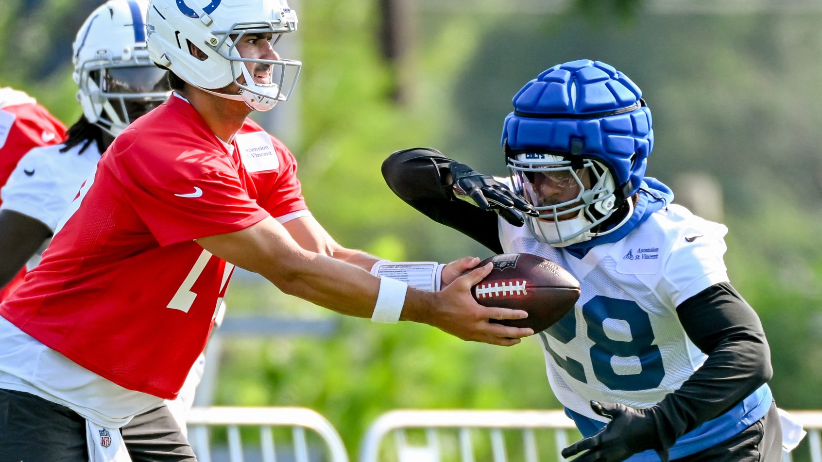 Jonathan Taylor taking handoff from Daniel Jones. The Running Back Cliff.