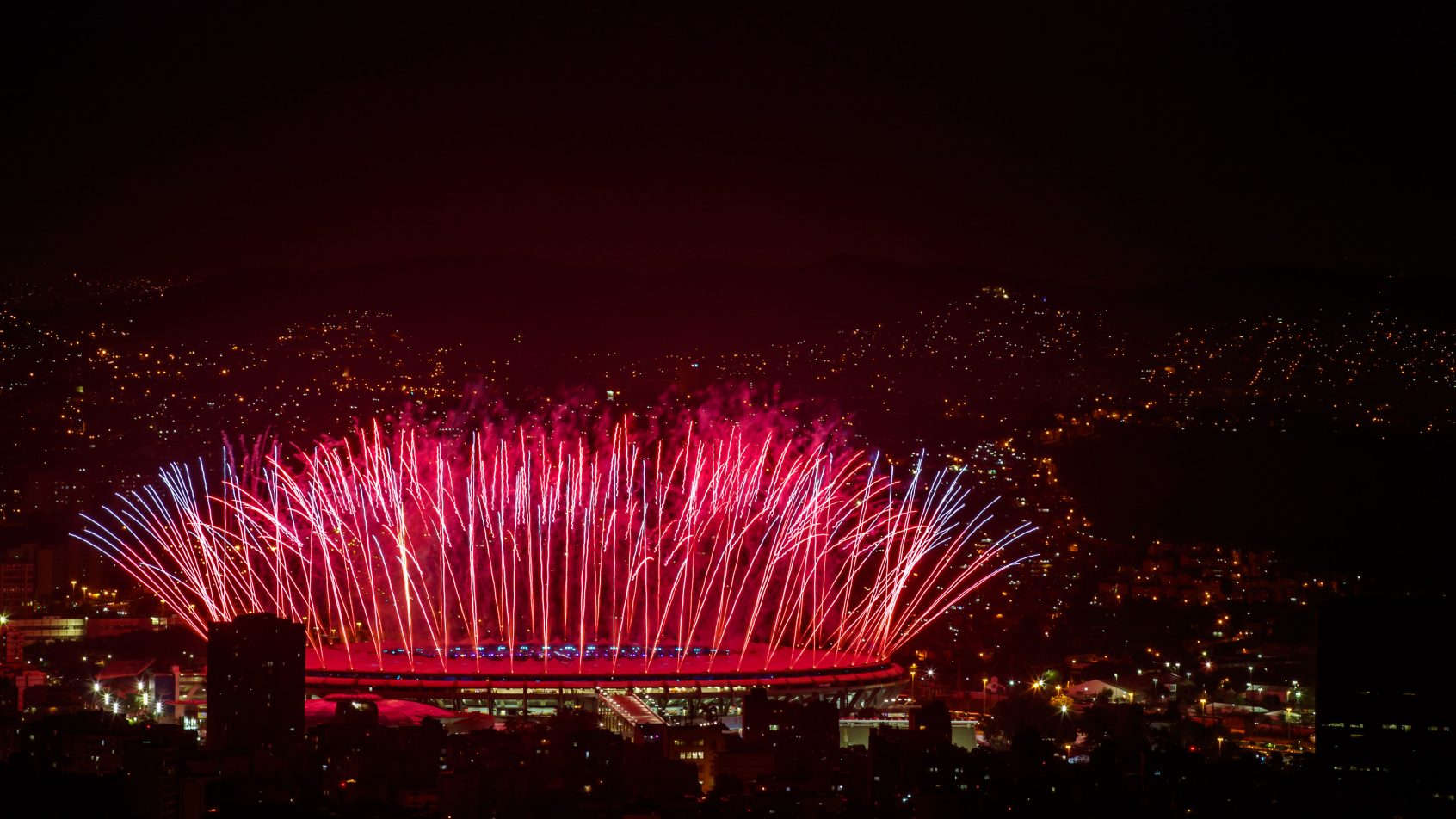 MARACANA-PALCO-DO-NFL-RIO-GAME-2026-DURANTE-CERIMONIA-DAS-OLIMPIADAS