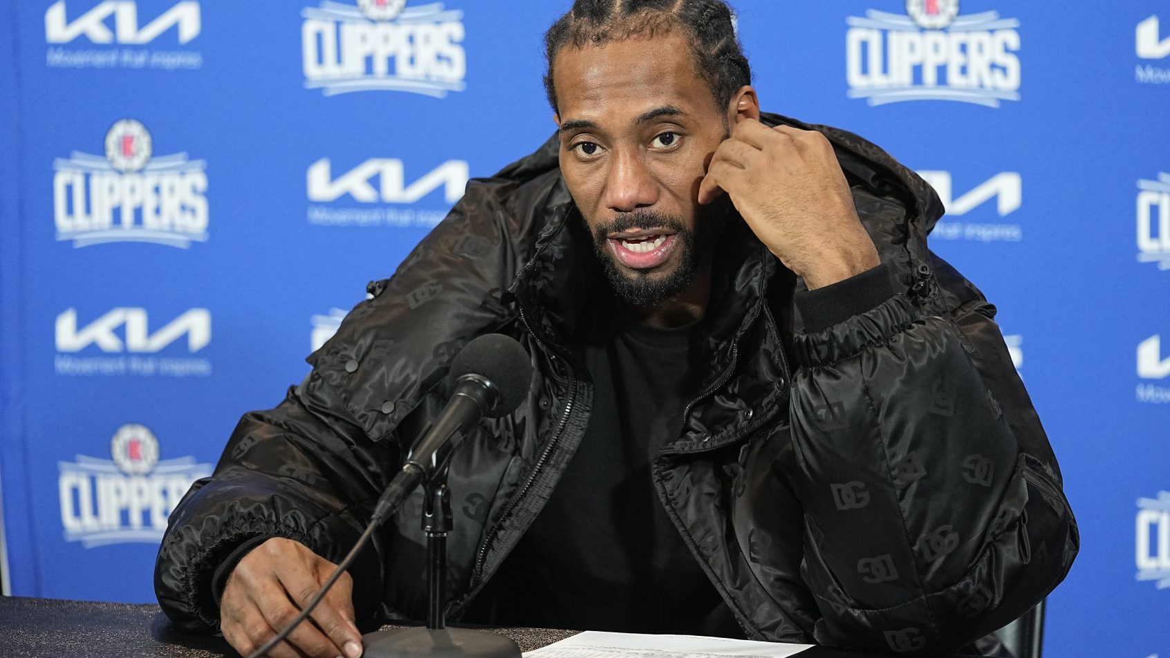 LA Clippers forward Kawhi Leonard addresses the media in a post game press conference