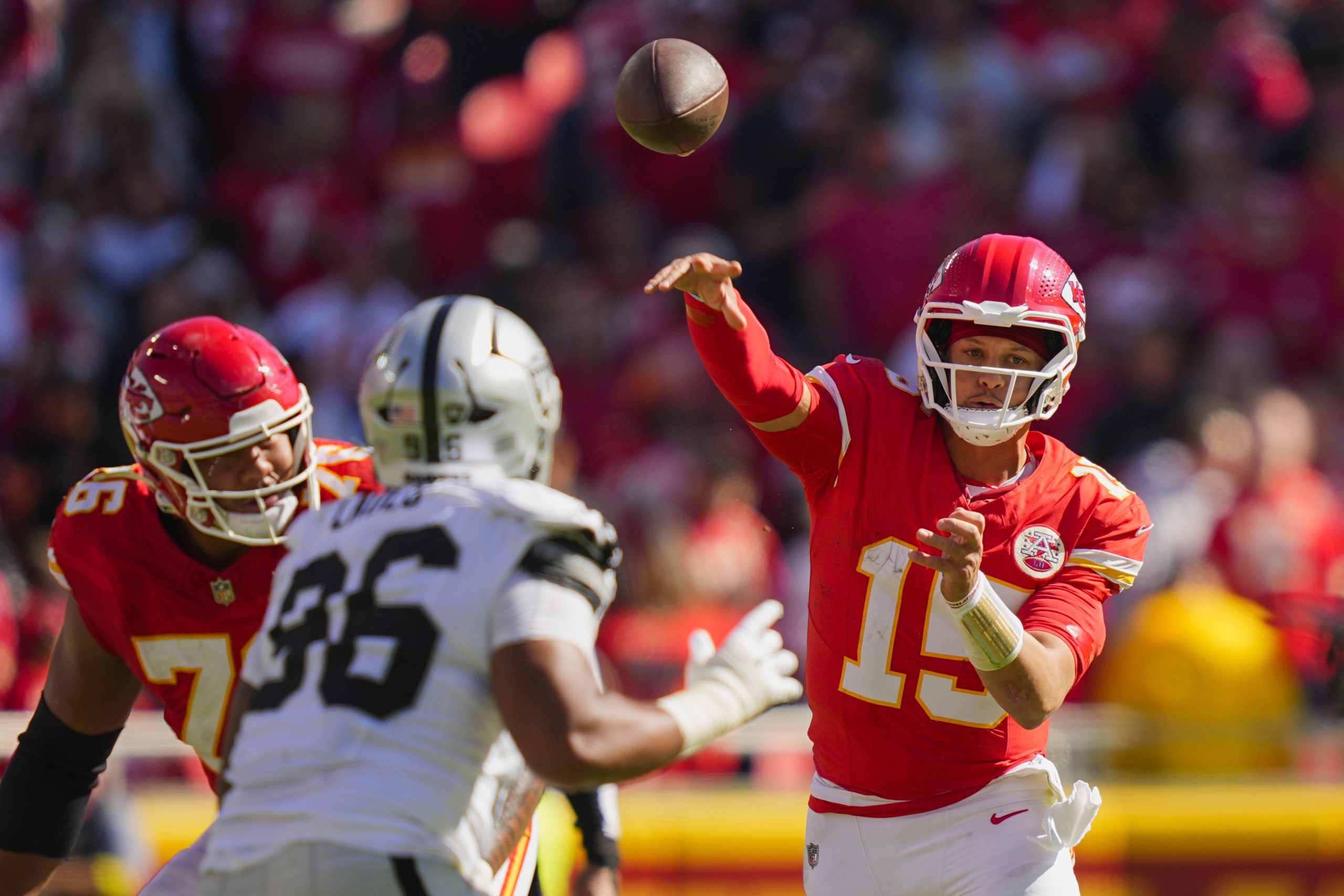 NFL Week 4 Over/Under Picks – Game-Total Predictions for Every Matchup