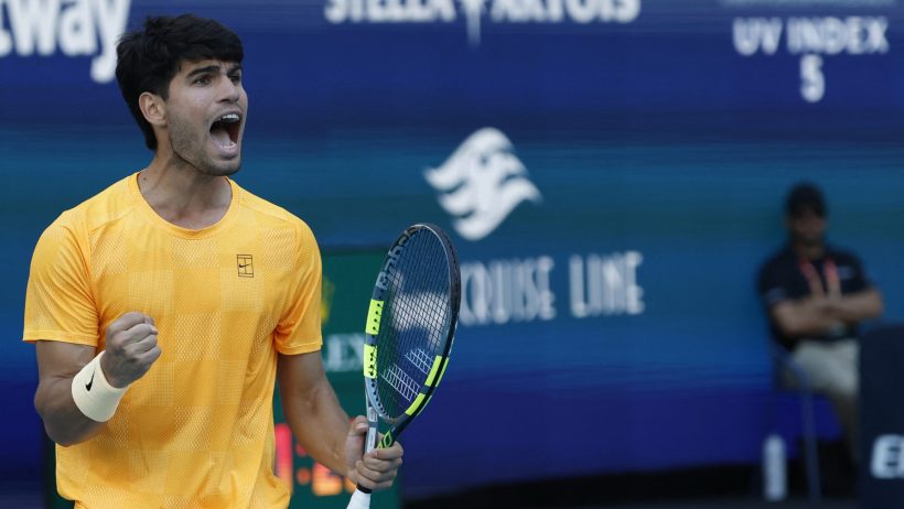 Carlos Alcaraz celebrates at the Miami Open.