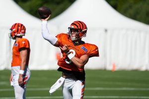 Week 1 NFL Player Props: Breaking Down Over/Under Lines and Odds