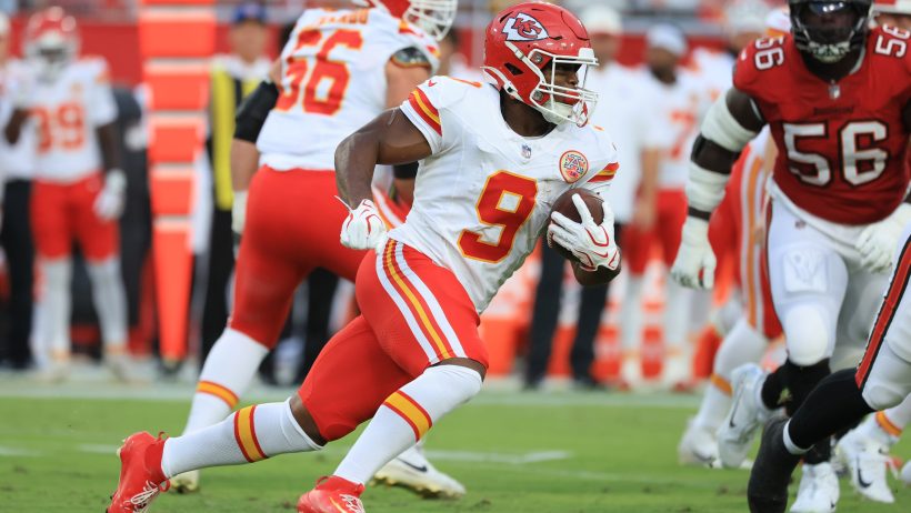 KENNETH-WALKER-III-RUNNING-BACK-KANSAS-CITY-CHIEFS0NFL