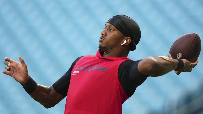 Atlanta Falcons quarterback Michael Penix Jr warming up