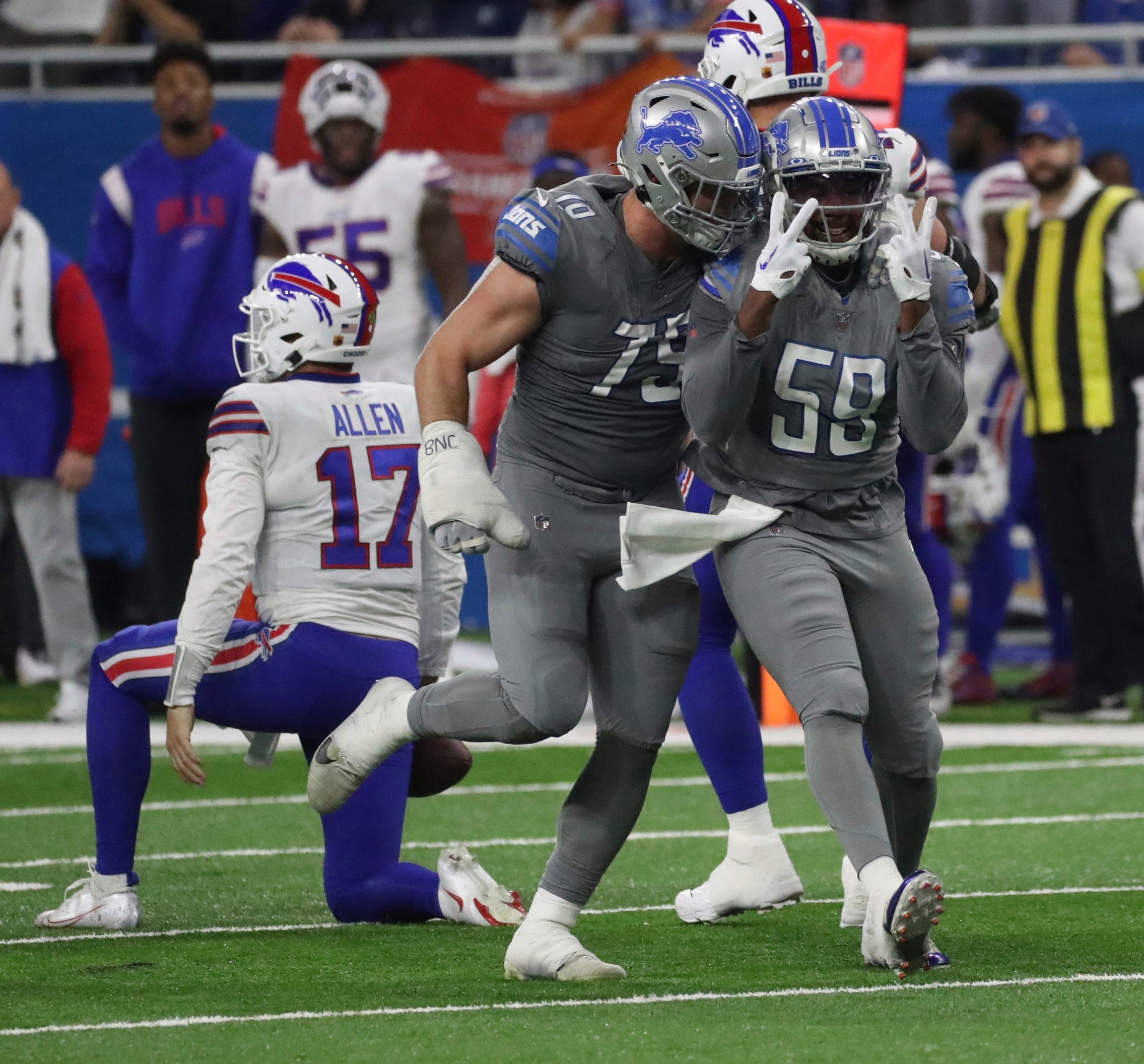 NFL Week 2 Odds - Opening Spread, Total, ML for All 16 Games