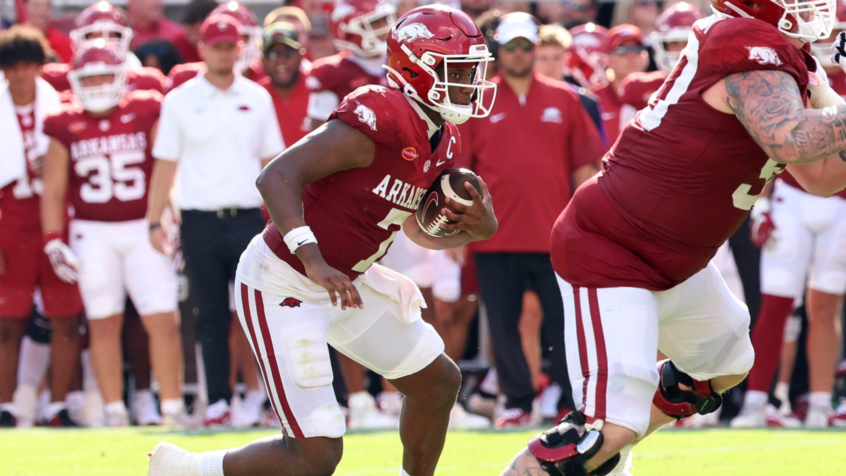 KJ Jackson rushes the ball against North Alabama.