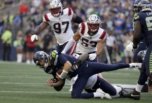 NFL Week 1 Injury Fallout: Stars Sidelined Mid-Game & Week 2 Outlook