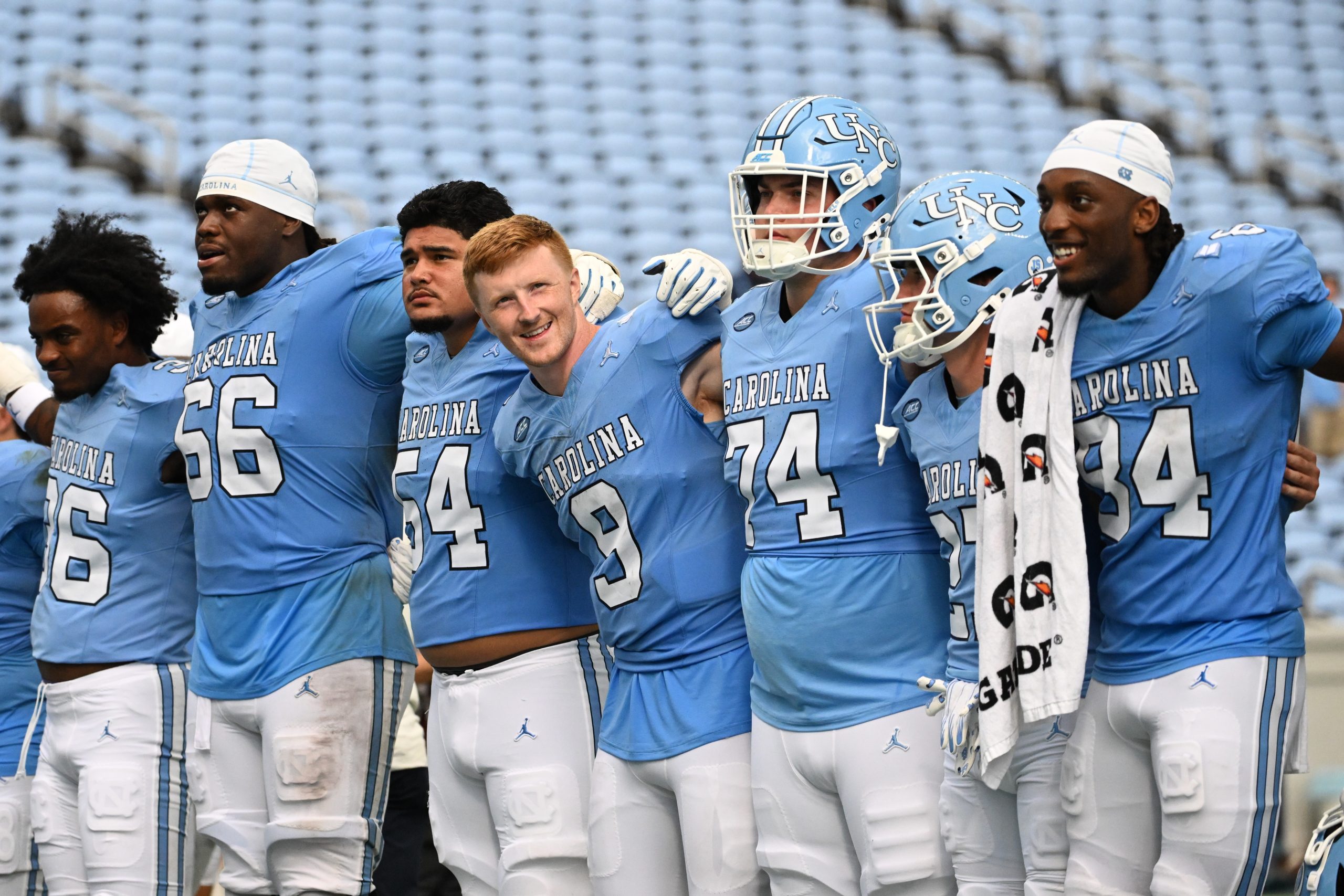 North Carolina vs Clemson Prediction, Betting Line & Best Bets (Sep. 19)