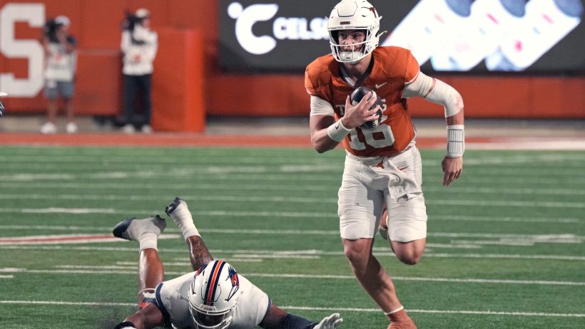 Texas quarterback Arch Manning against UTSA