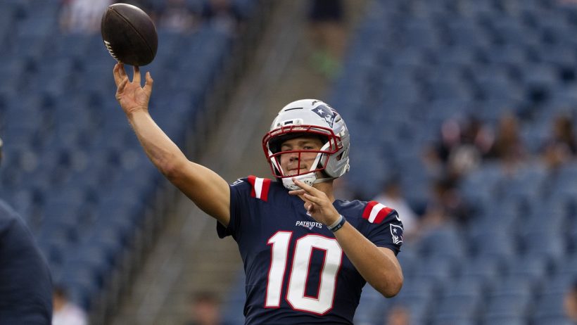 NFL betting apps for Patriots vs. Seahawks. Drake Maye.