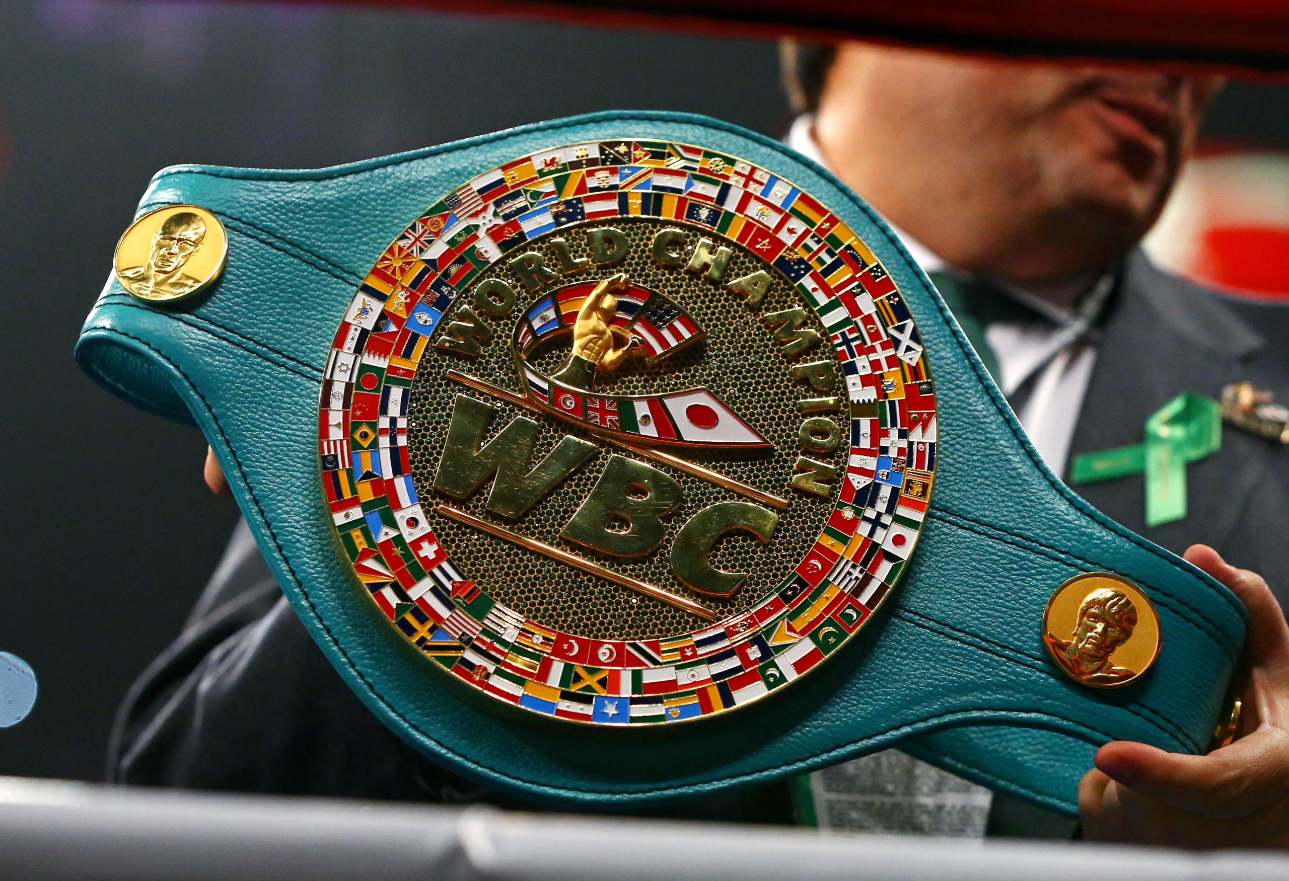 Dalton Smith vs Alberto Puello Prediction, Odds & Tale of the Tape